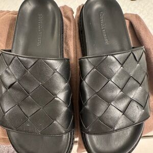 Bottega Veneta Black Leather Sandals
